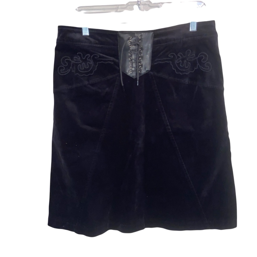 Vintage Skirt Womens Size 10 Black Velvet Embroidered Lace-Up Cowgirl Western